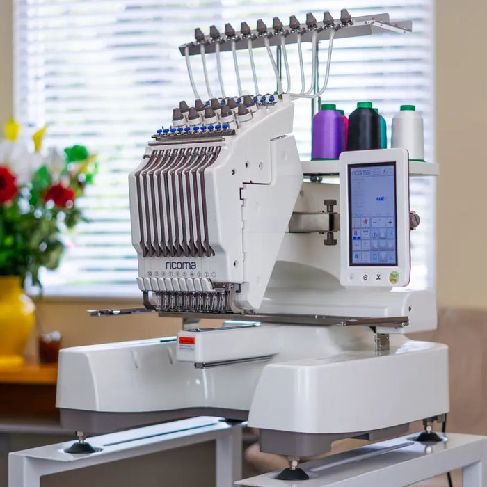 EM-1010-7S: Single-head entry-level embroidery machine